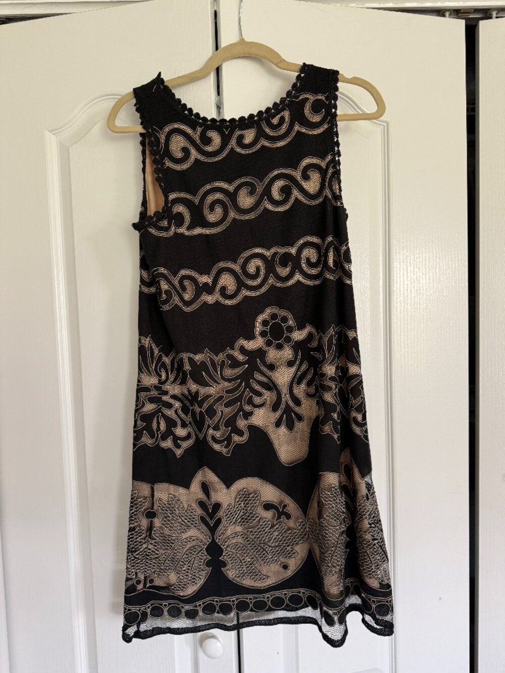 Max Studio black and nude lace print sleevless dress